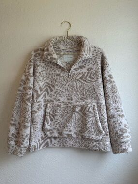 American Eagle sweatshirt